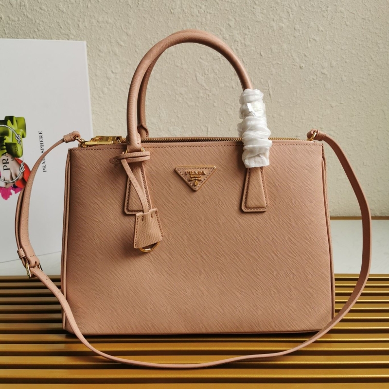 Pra*a shopping bags